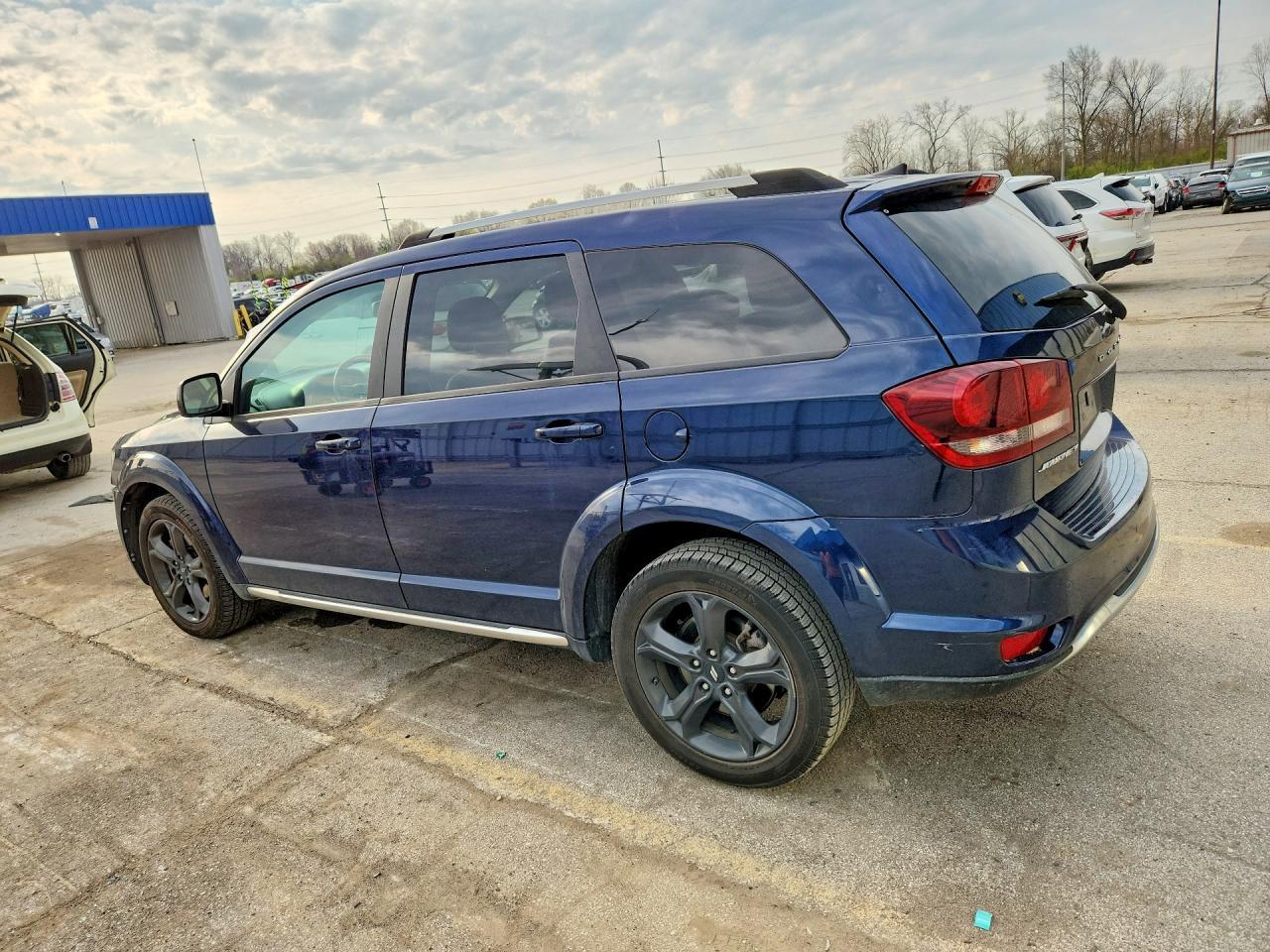 2020 Dodge Journey Crossroad - zdjęcie 2