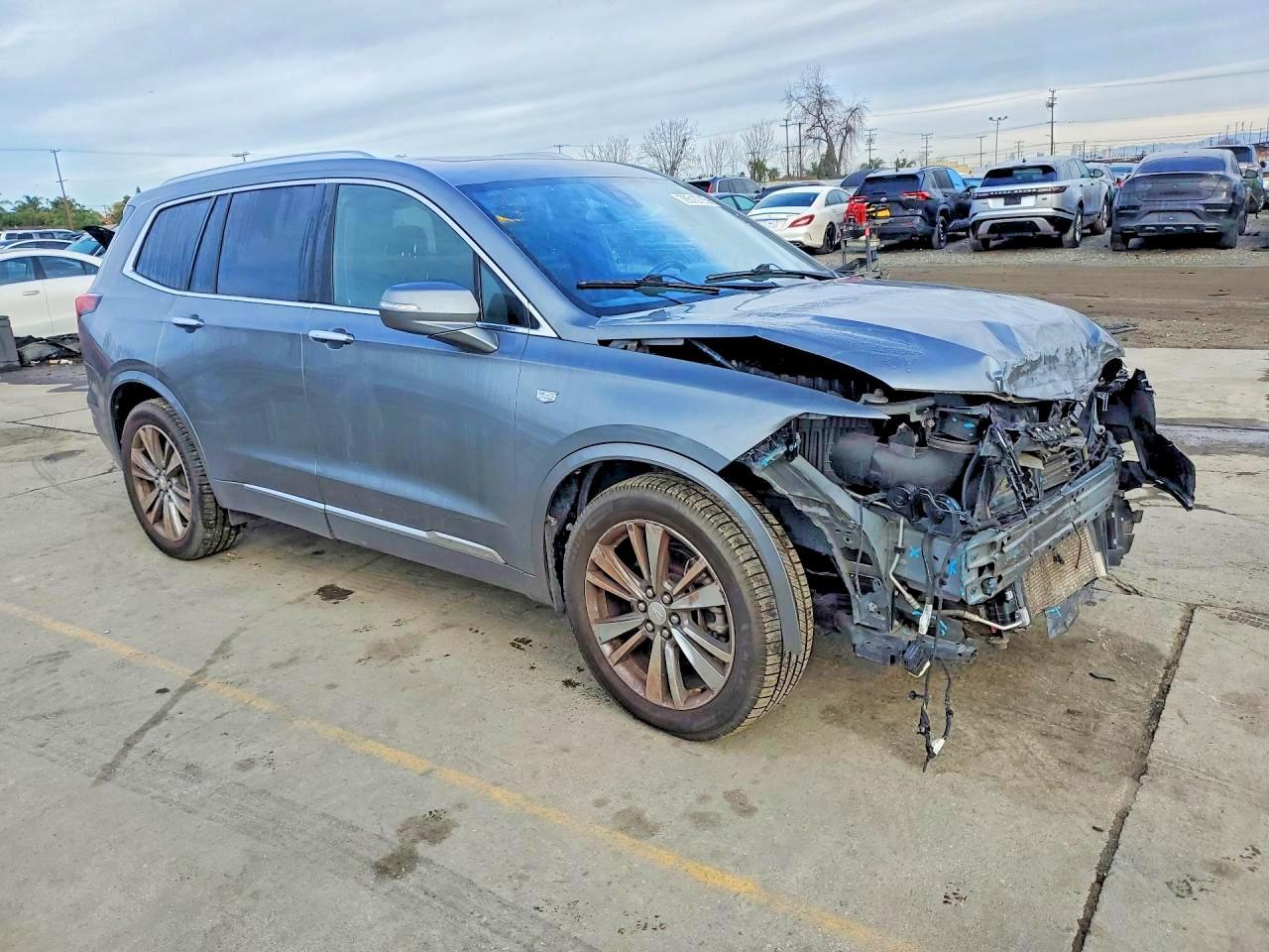 2022 Cadillac Xt6 Premium Luxury - zdjęcie 4
