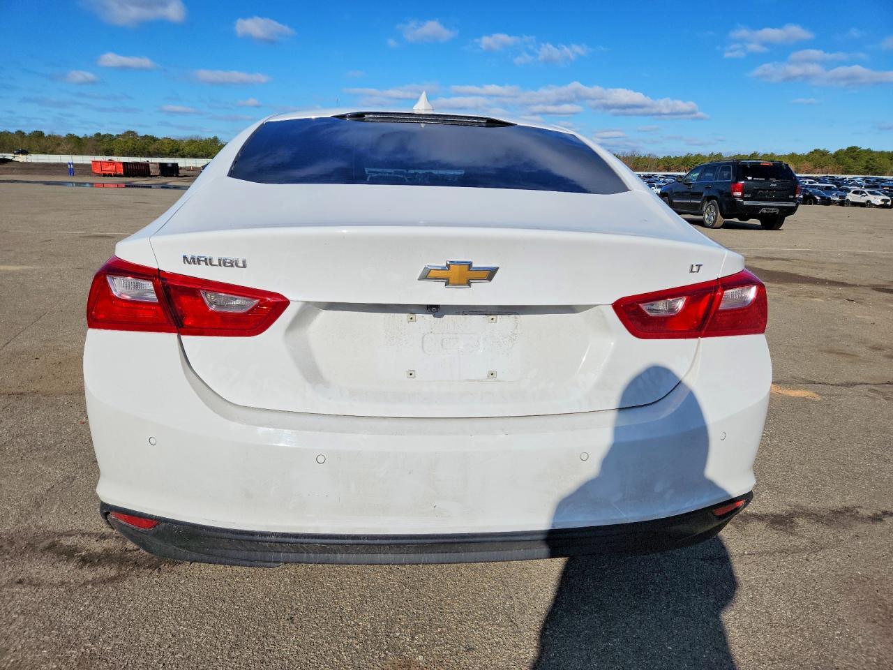 2024 Chevrolet Malibu Lt - zdjęcie 6