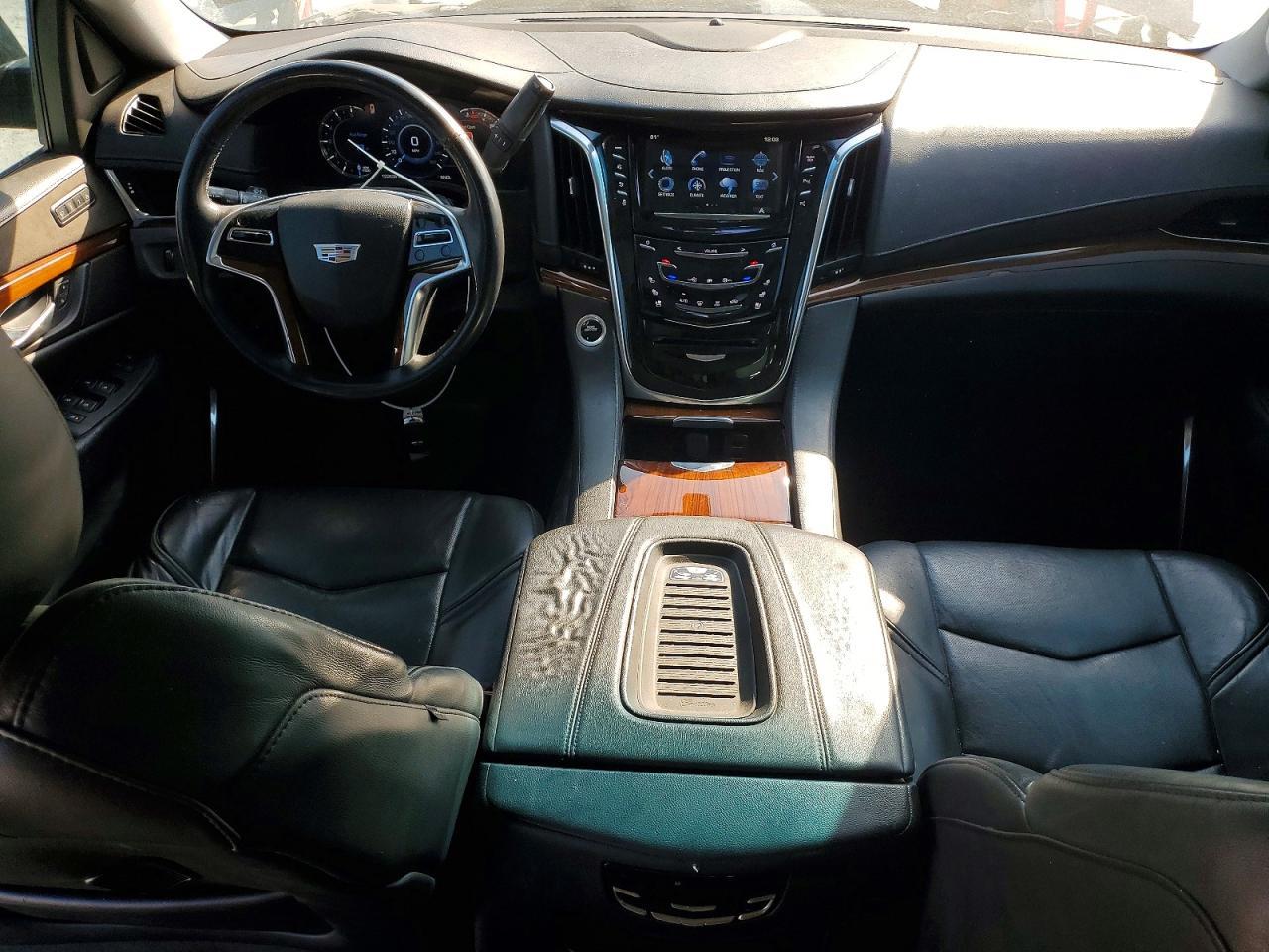 2018 Cadillac Escalade - zdjęcie 8