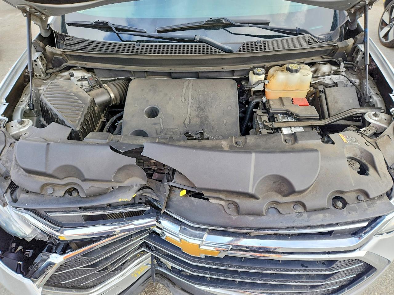 2021 Chevrolet Traverse Lt - zdjęcie 12