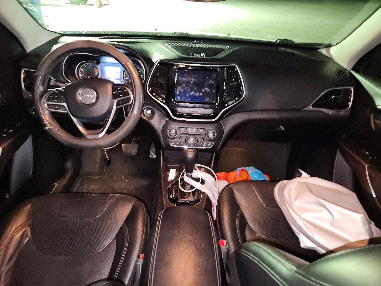 2020 Jeep Cherokee Limited - zdjęcie 8