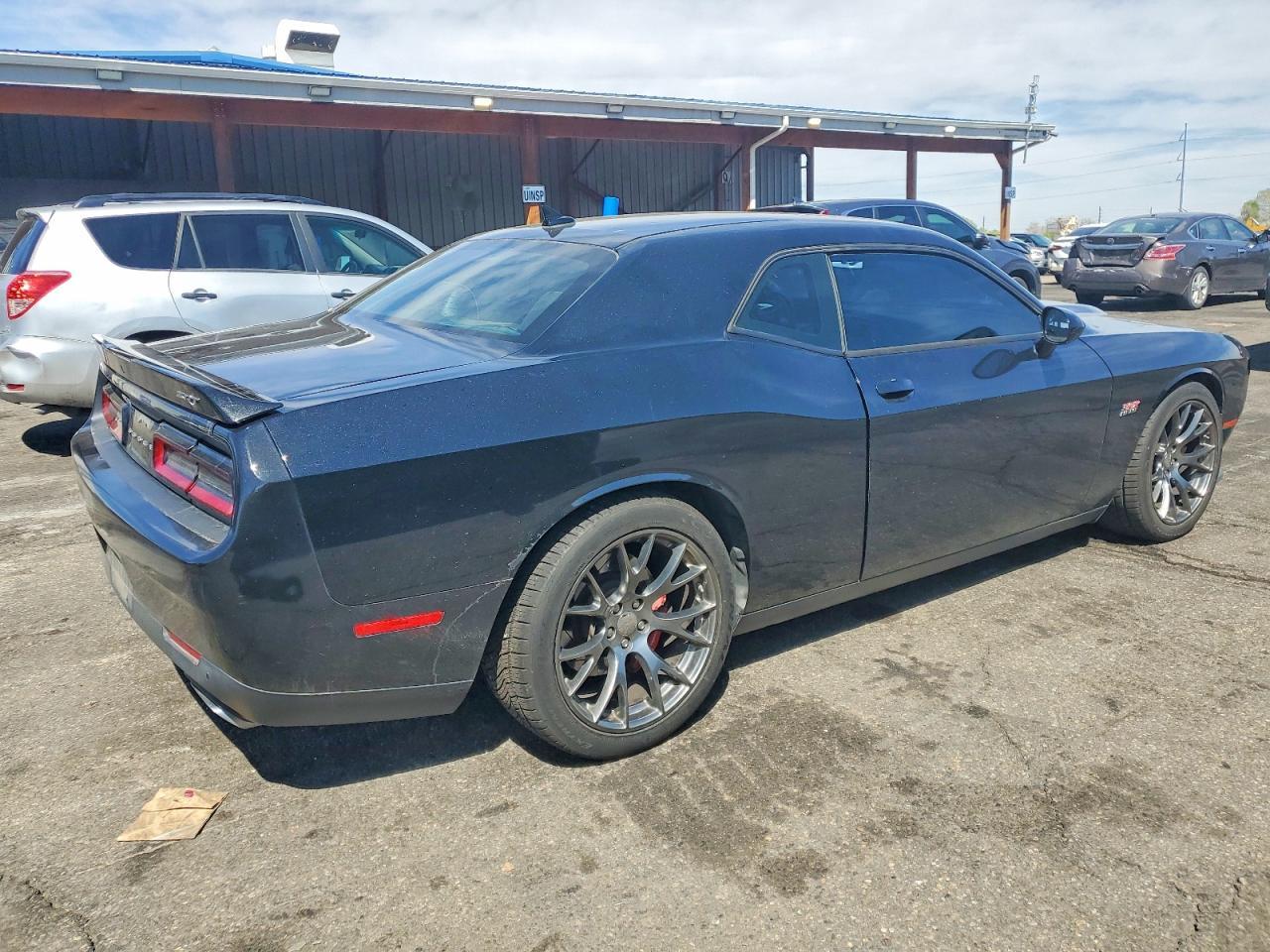 Dodge Challenger - zdjęcie 3