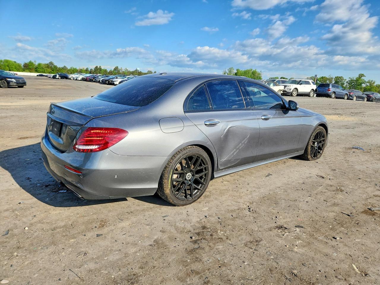 2017 Mercedes-Benz E 300 4Matic - zdjęcie 3
