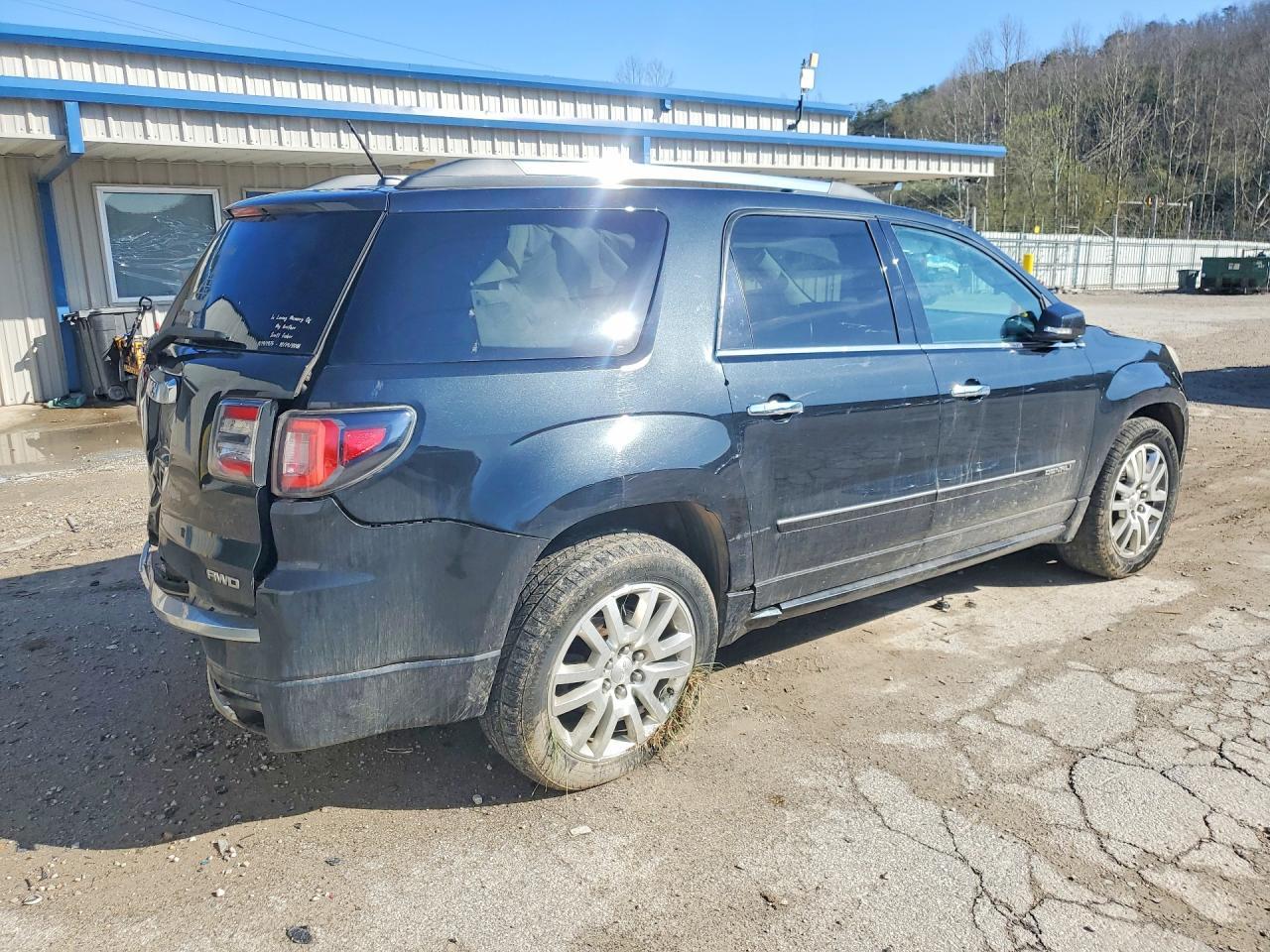 2015 GMC Acadia Denali - zdjęcie 3