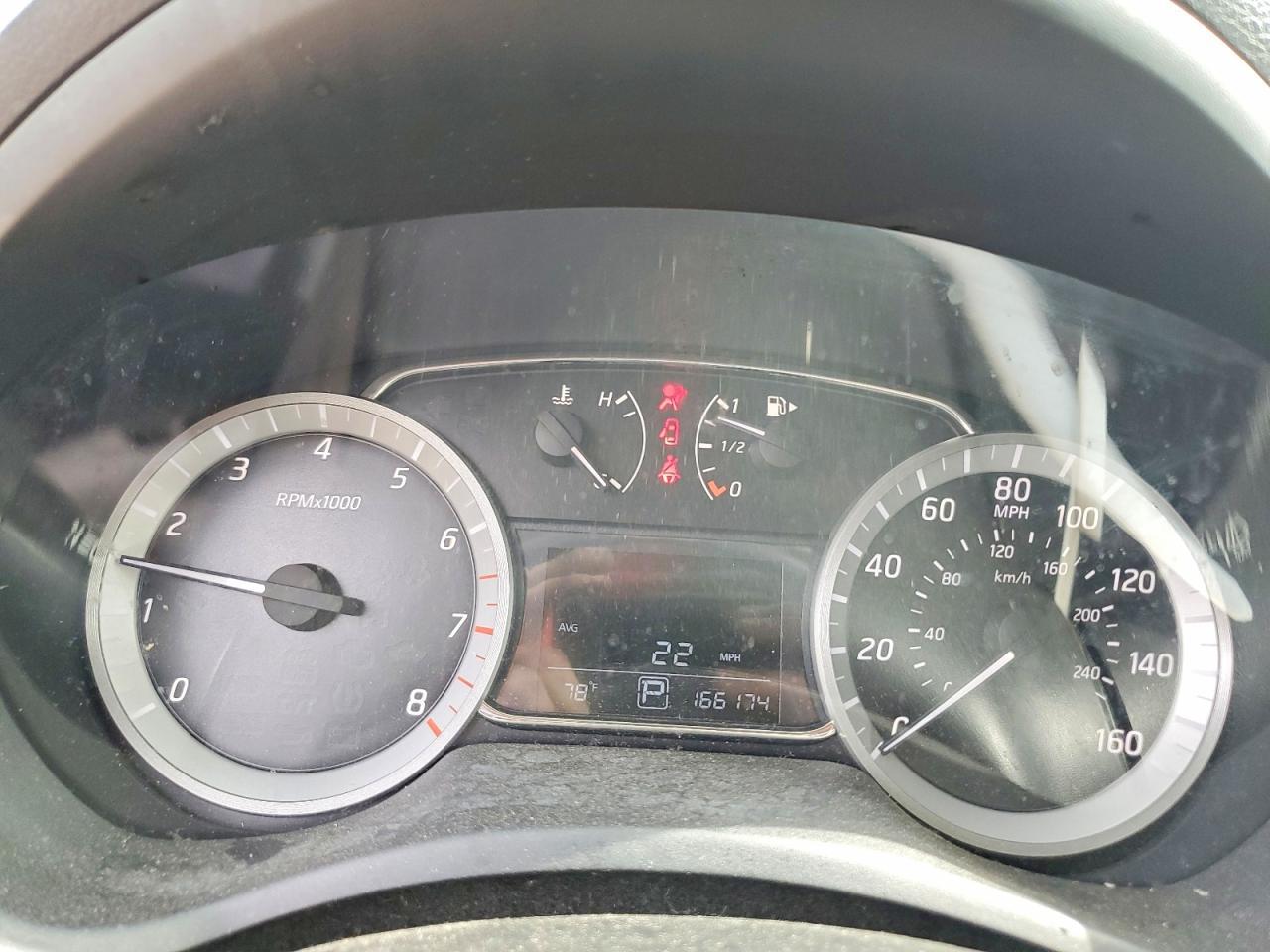 2014 Nissan Sentra Sr - zdjęcie 9