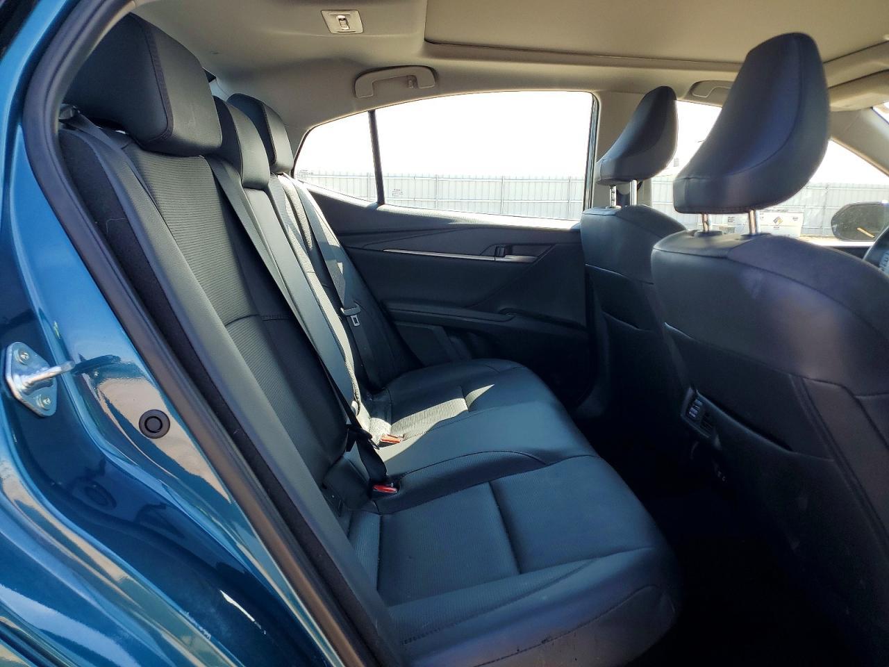 2025 Toyota Camry Xle - zdjęcie 10