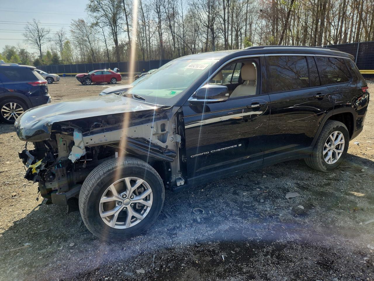 2022 Jeep Grand Cherokee - zdjęcie główne