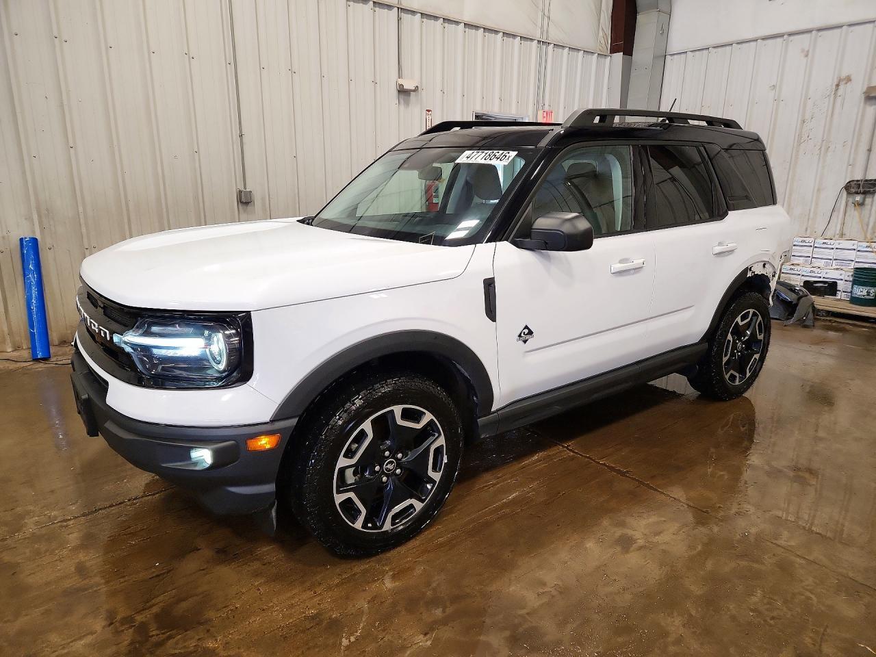 2023 Ford Bronco Sport Outer Banks - zdjęcie główne