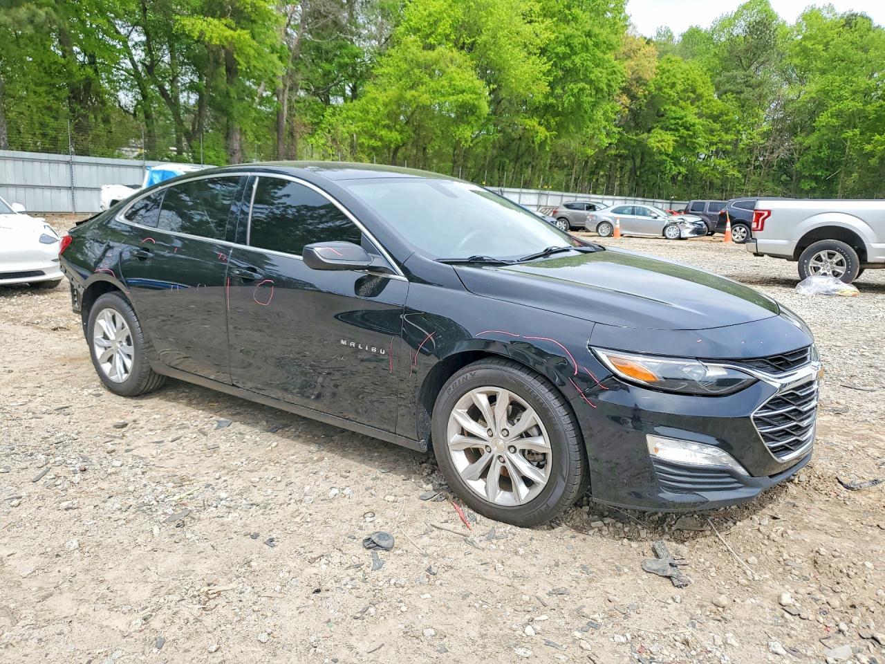 2020 Chevrolet Malibu Lt - zdjęcie 4
