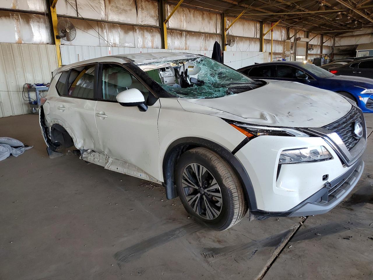 2023 Nissan Rogue Sv - zdjęcie 4