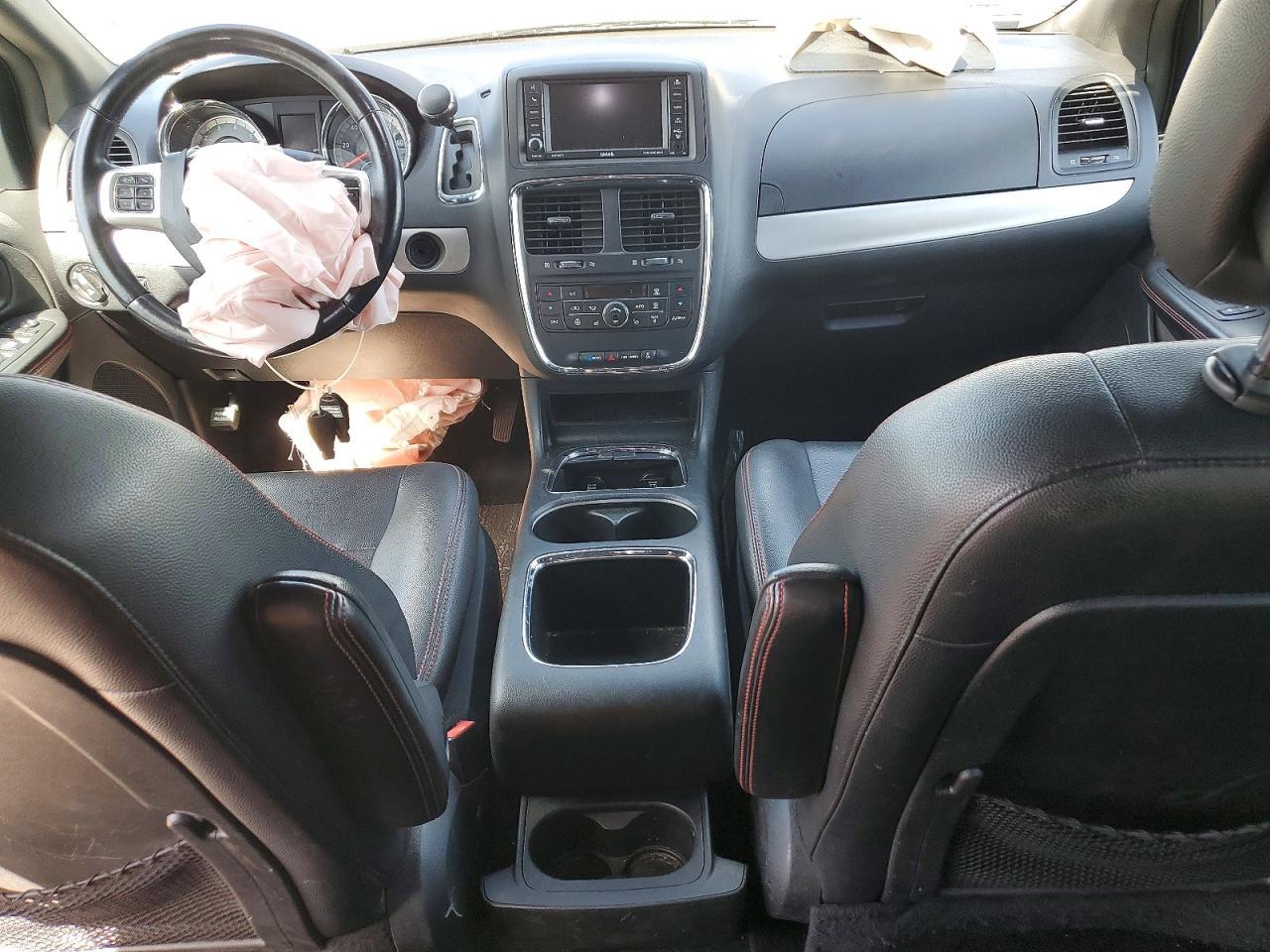 2018 Dodge Grand Caravan Gt - zdjęcie 8