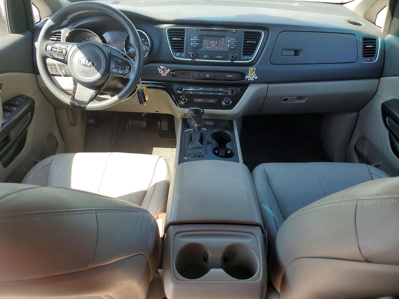 2016 Kia Sedona Lx - zdjęcie 8