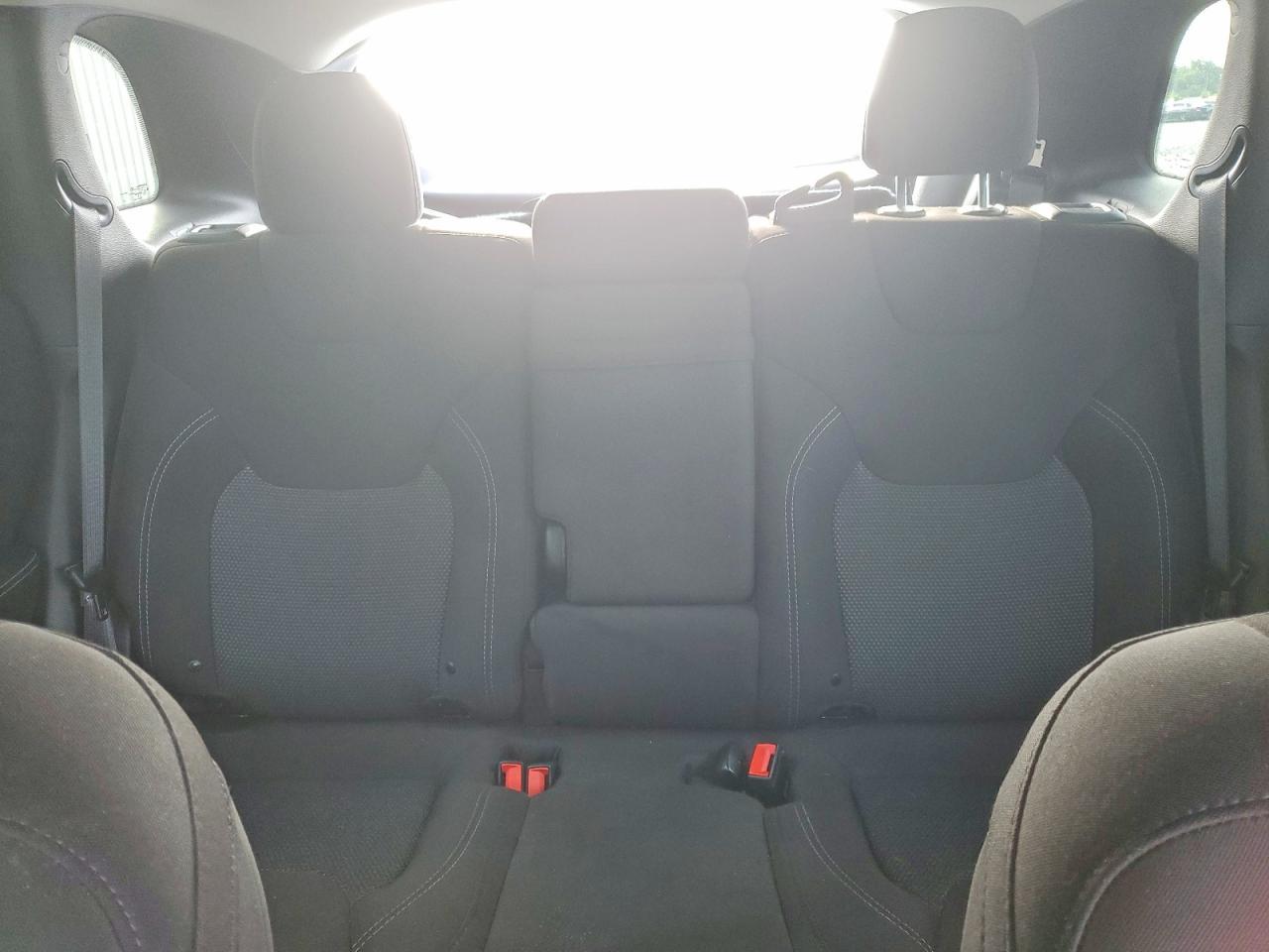 2019 Jeep Cherokee Latitude - zdjęcie 10