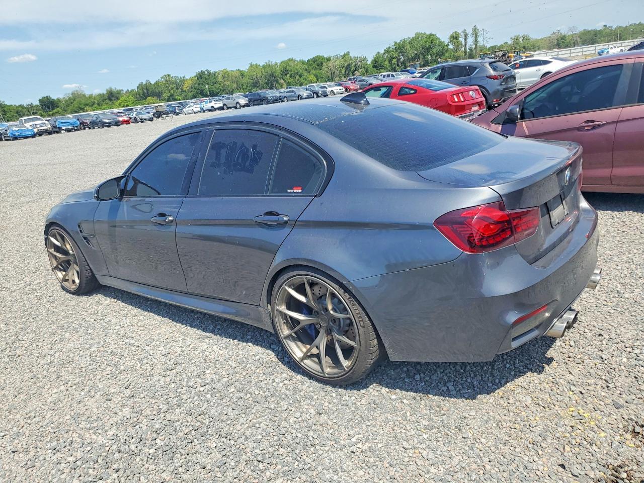 2015 BMW M3 - zdjęcie 2