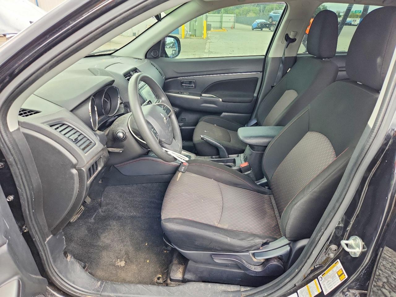 2019 Mitsubishi Outlander Sport Es - zdjęcie 7