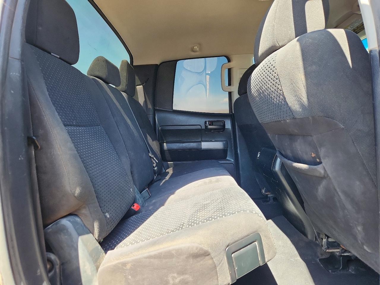 2013 Toyota Tundra Double Cab Sr5 - zdjęcie 10