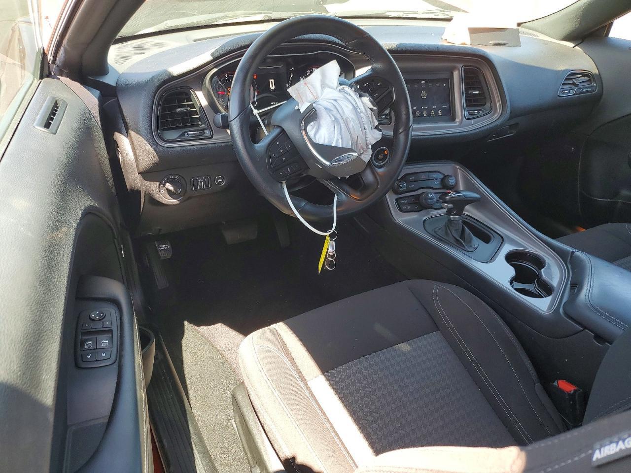 2023 Dodge Challenger Sxt - zdjęcie 8