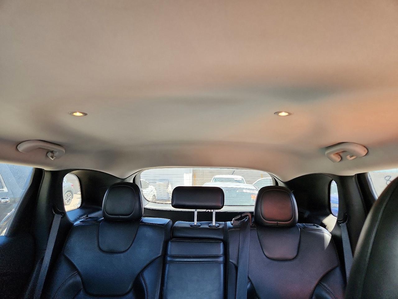 2019 Jeep Cherokee Limited - zdjęcie 10