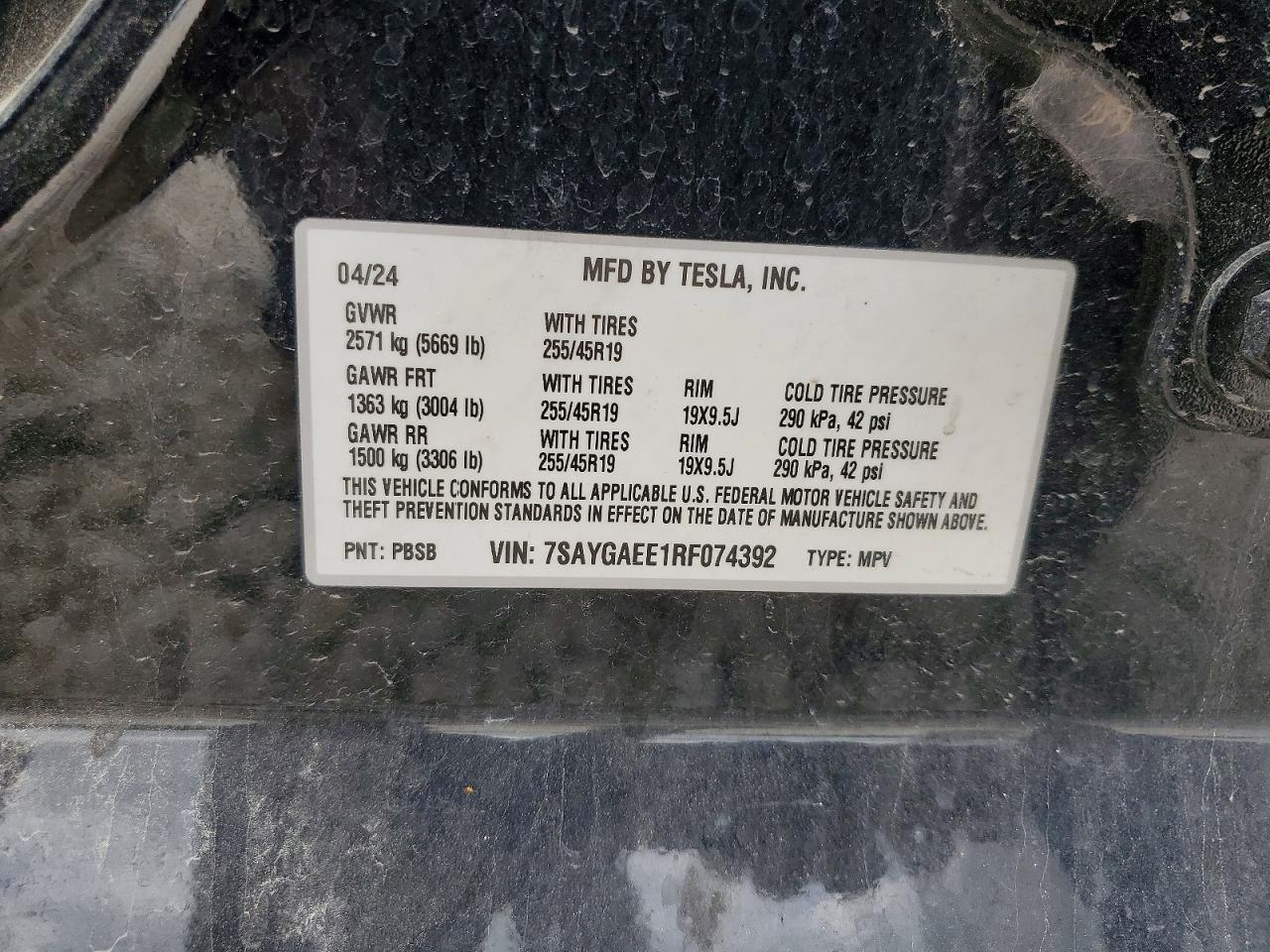 2024 Tesla Model Y - zdjęcie 13