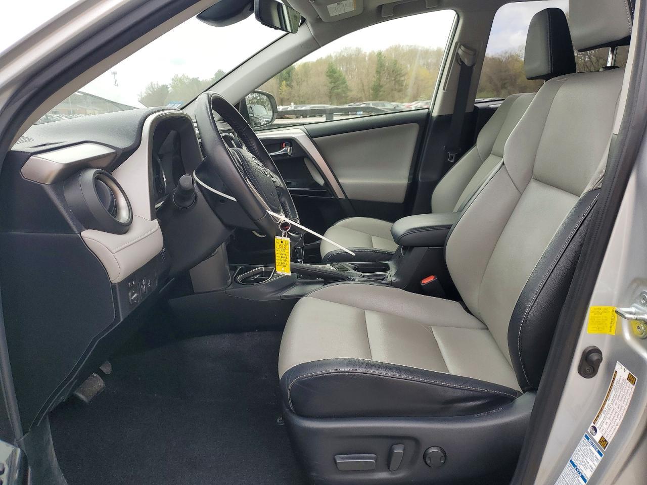 2016 Toyota Rav4 Hv Limited - zdjęcie 7