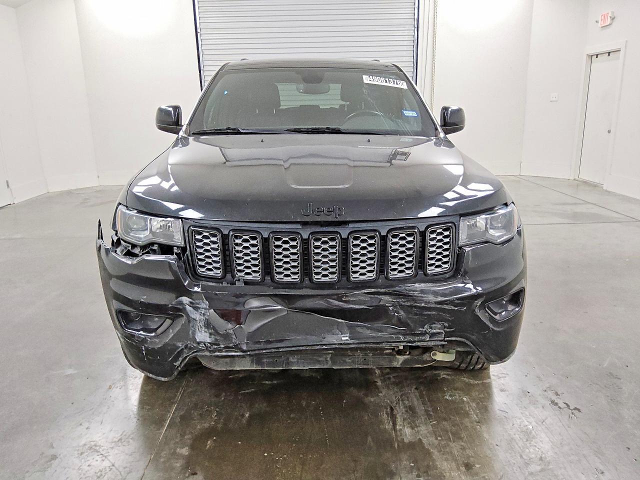 2019 Jeep Grand Cherokee Laredo - zdjęcie 5