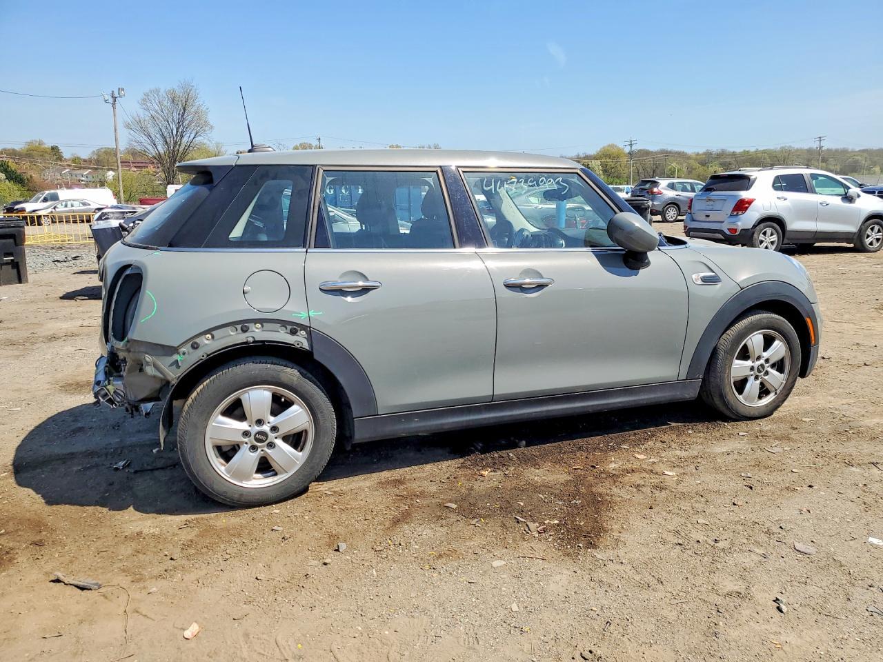 2021 Mini Hardtop Cooper - zdjęcie 3