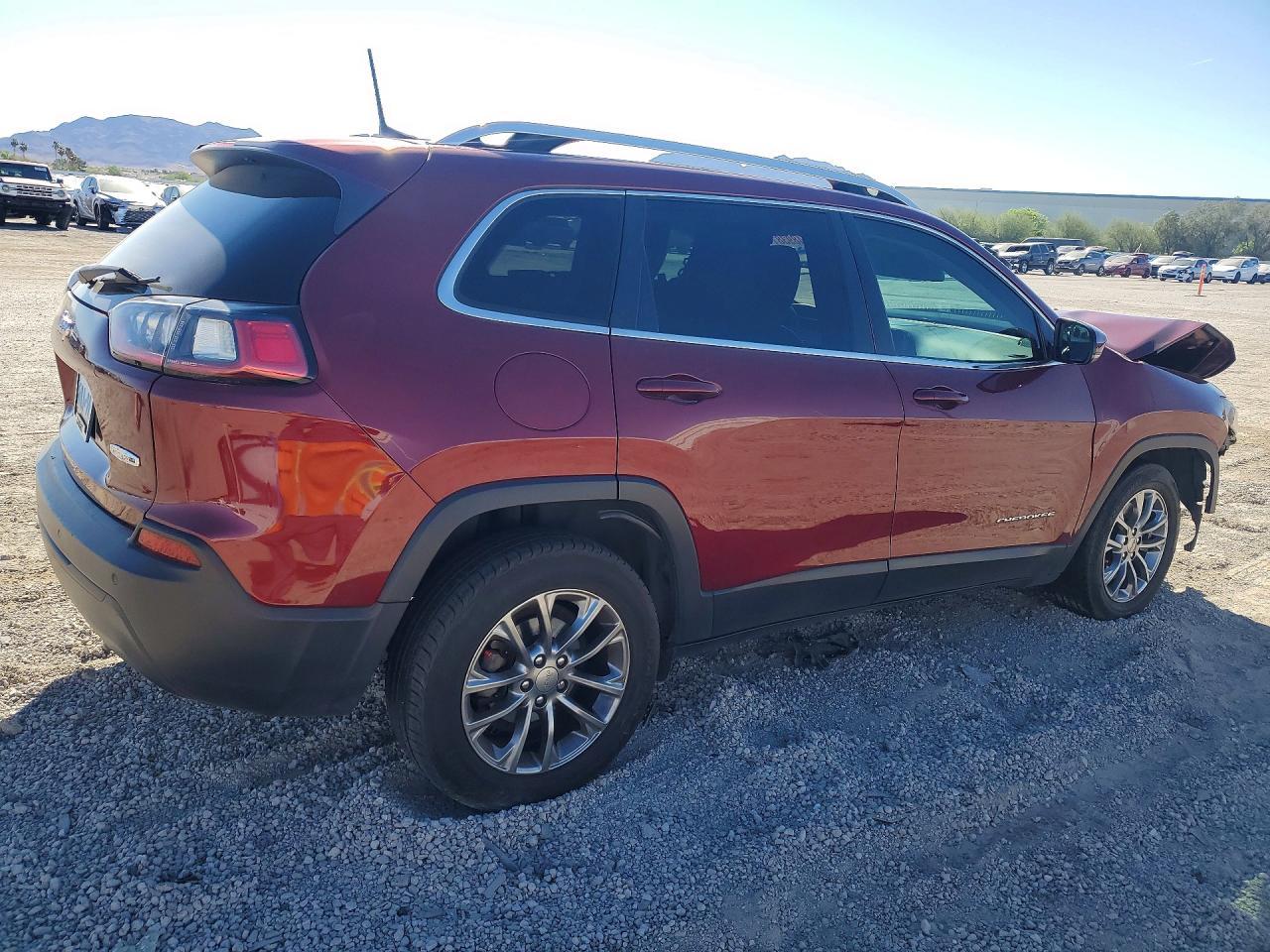2019 Jeep Cherokee Latitude Plus - zdjęcie 3