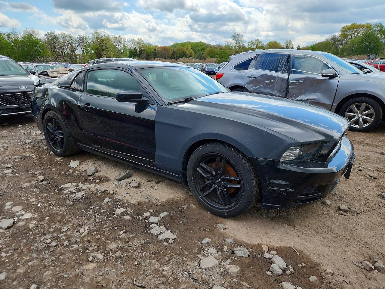 2014 Ford Mustang - zdjęcie 4