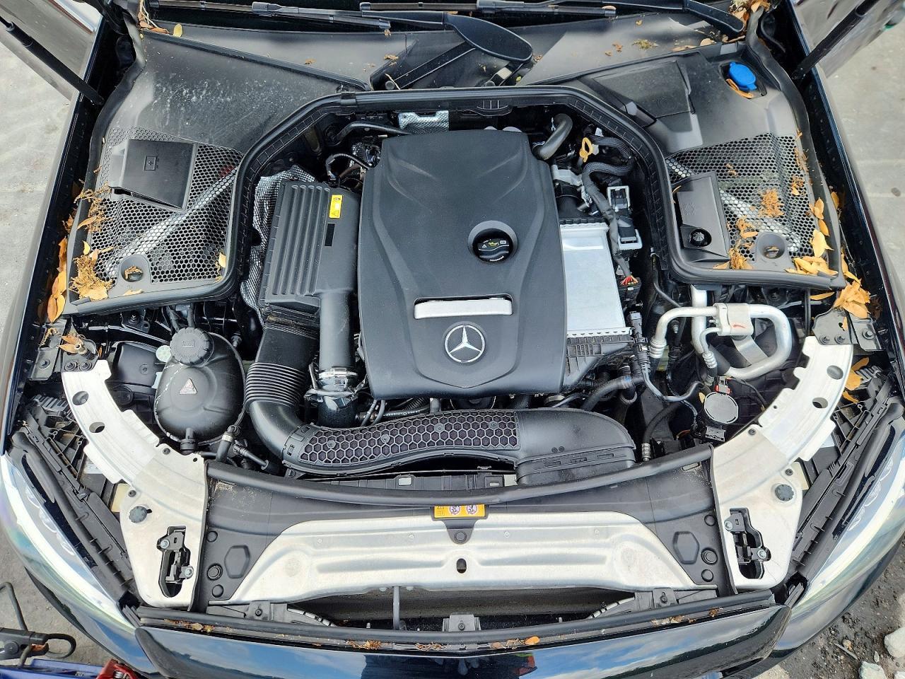 2018 Mercedes-Benz C 300 - zdjęcie 11