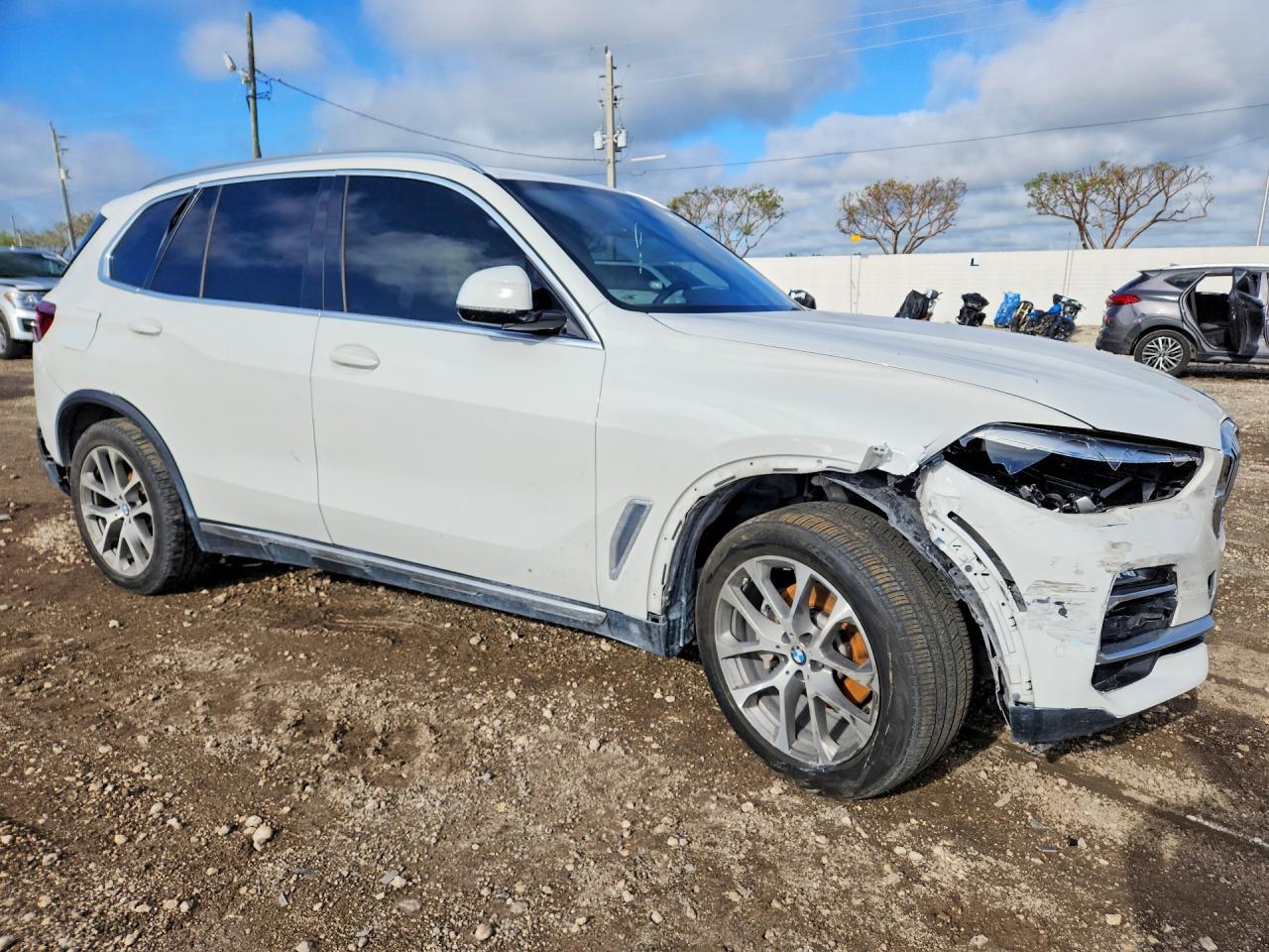 2019 BMW X5 xDrive40I - zdjęcie 4