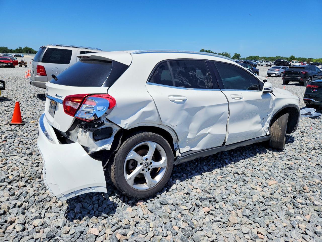 2018 Mercedes-Benz Gla 250 4Matic - zdjęcie 3
