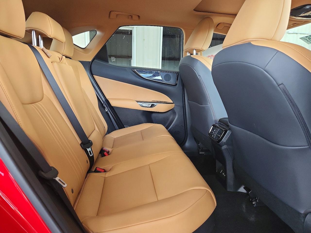 2022 Lexus Nx 350H - zdjęcie 11