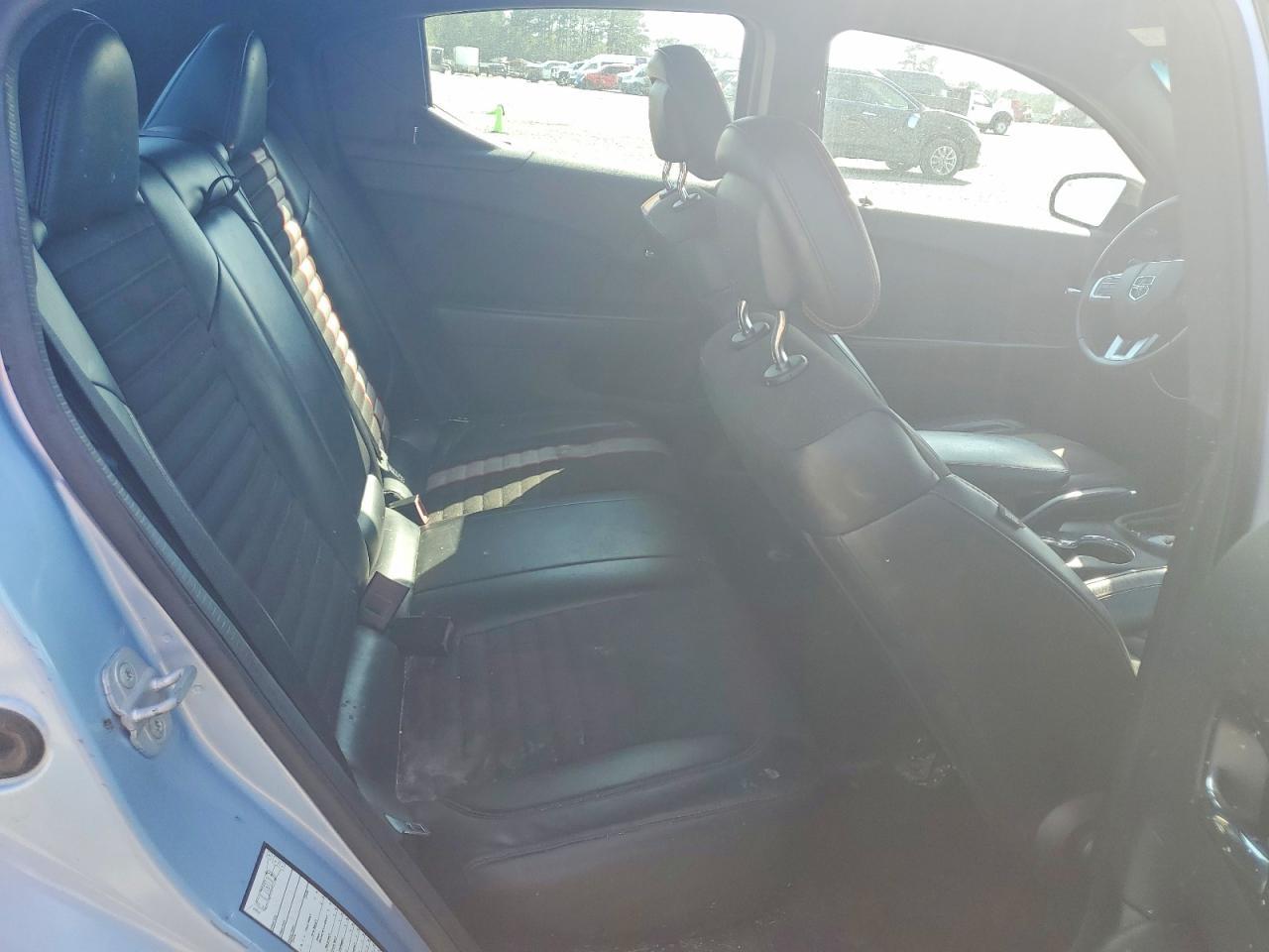 2013 Dodge Avenger R - zdjęcie 10