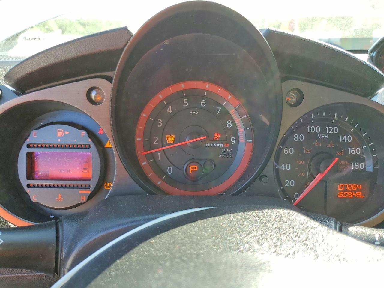 2015 Nissan 370Z Base - zdjęcie 9