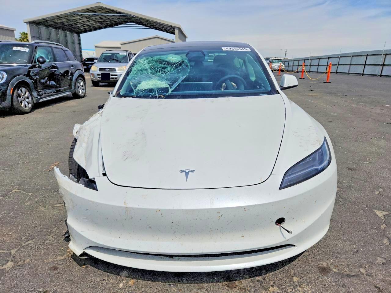 2024 Tesla Model 3 - zdjęcie 5