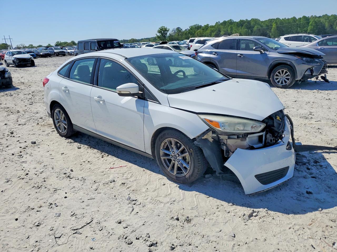 2017 Ford Focus Se - zdjęcie 4