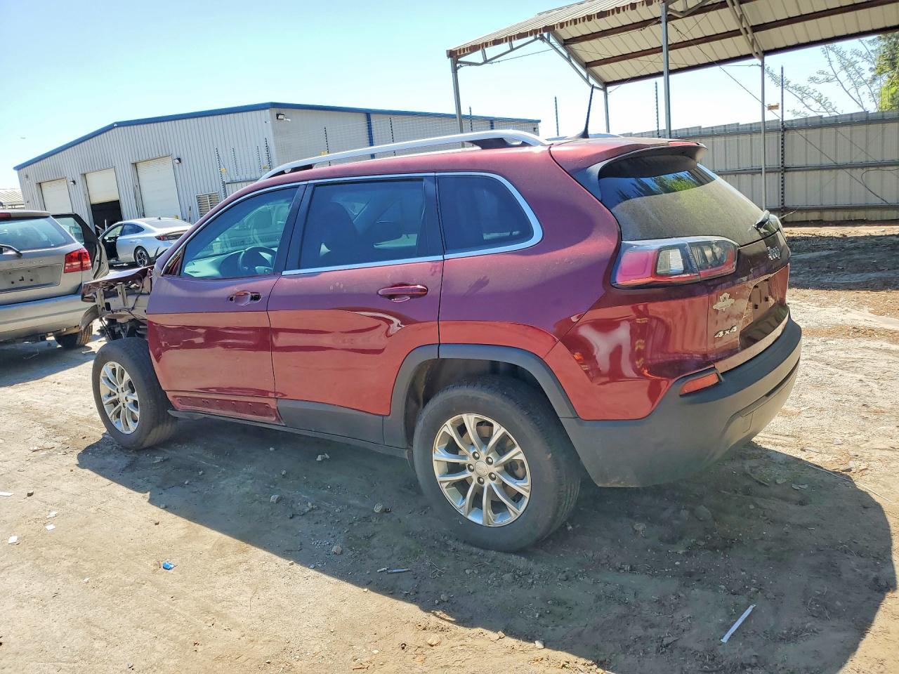 2019 Jeep Cherokee Latitude - zdjęcie 2