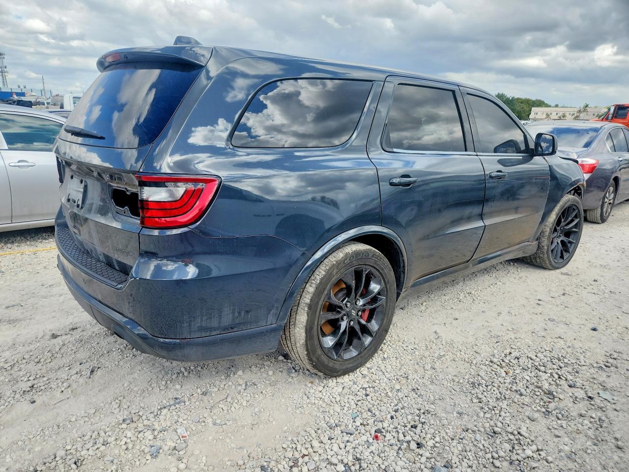 2018 Dodge Durango Srt - zdjęcie 3