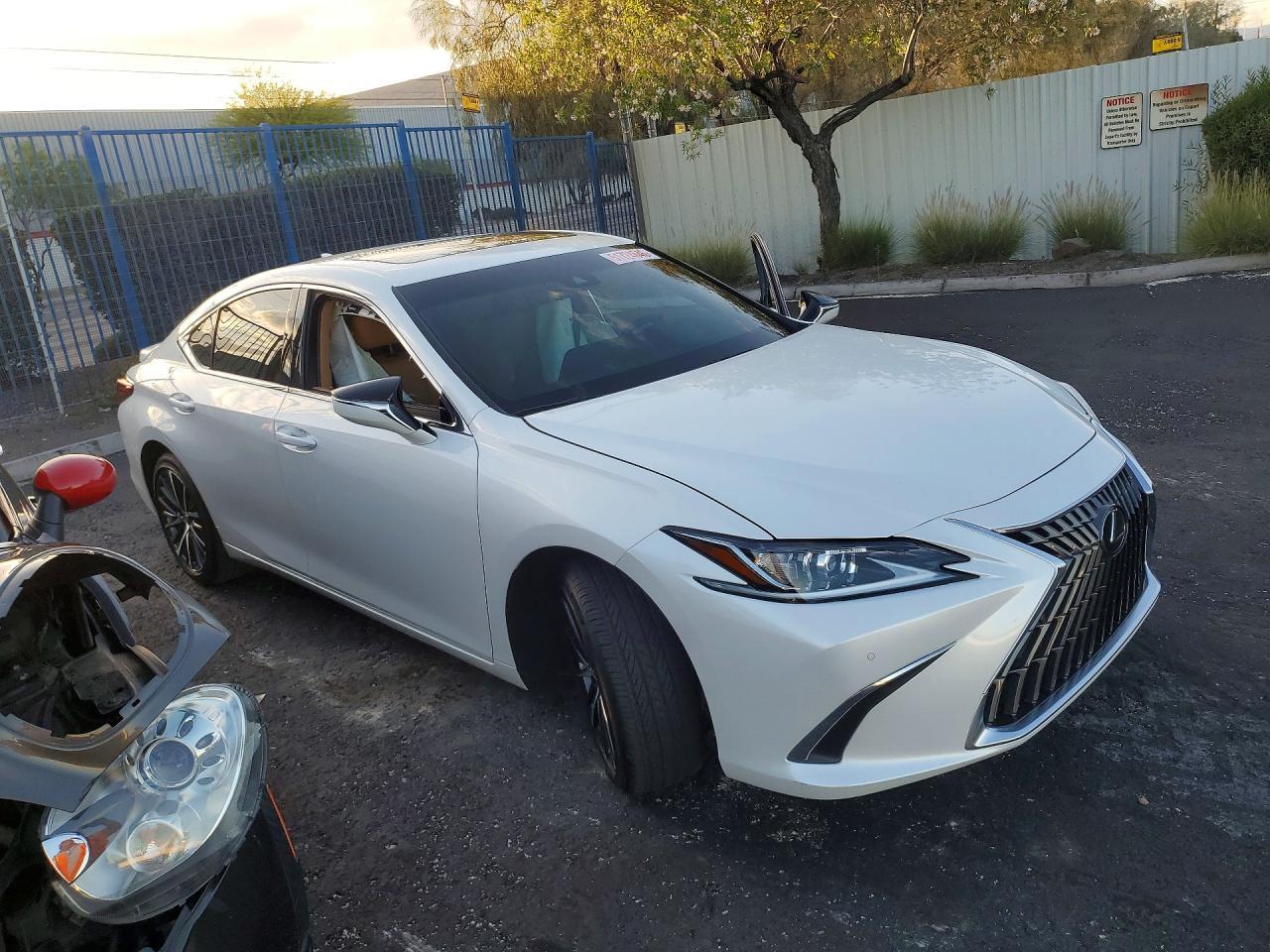 2024 Lexus Es 300H Base - zdjęcie 4