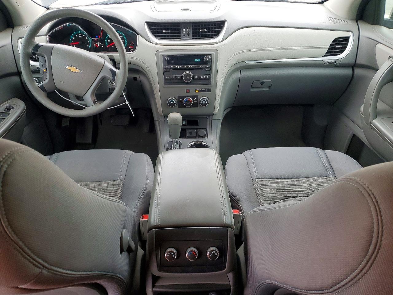 2015 Chevrolet Traverse Ls - zdjęcie 8