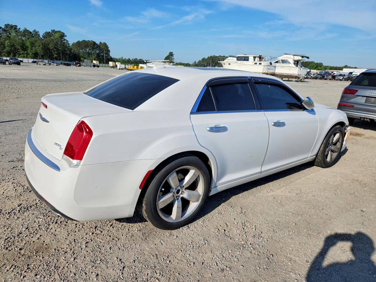 2015 Chrysler 300C Platinum - zdjęcie 3