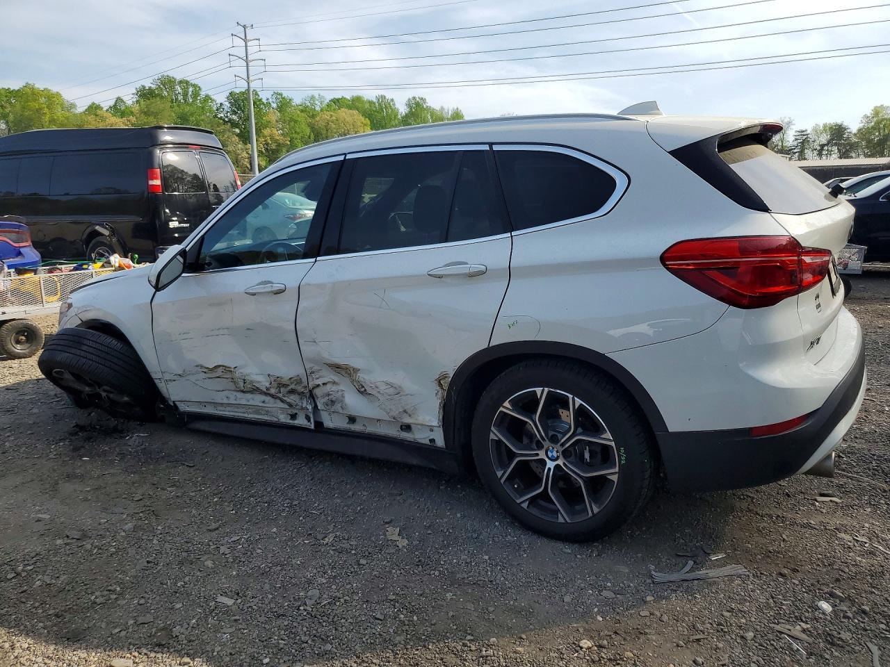 2020 BMW X1 xDrive28I - zdjęcie 2