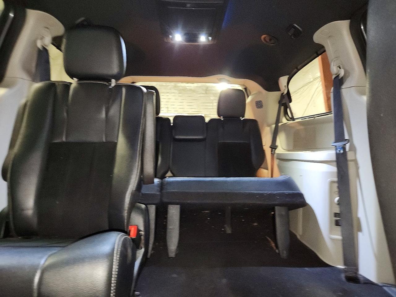 2016 Dodge Grand Caravan Sxt - zdjęcie 10