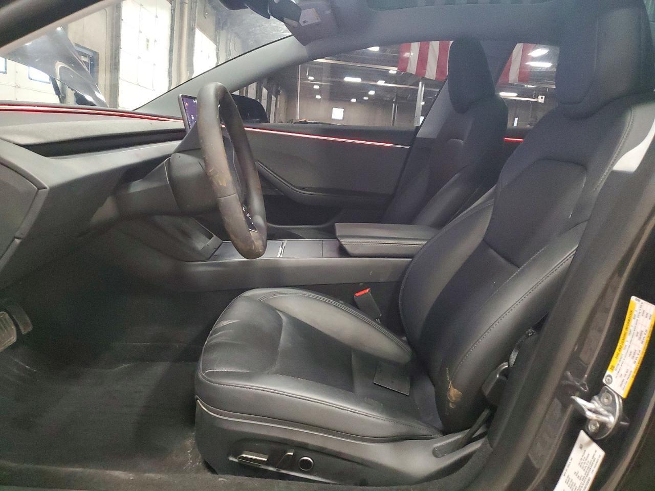 2025 Tesla Model 3 - zdjęcie 7