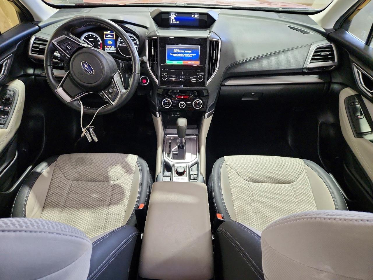 2023 Subaru Forester Premium - zdjęcie 8