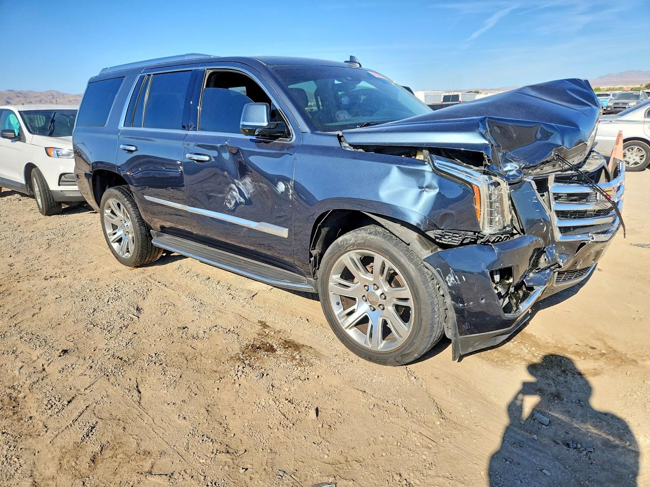 2019 Cadillac Escalade Luxury - zdjęcie 4