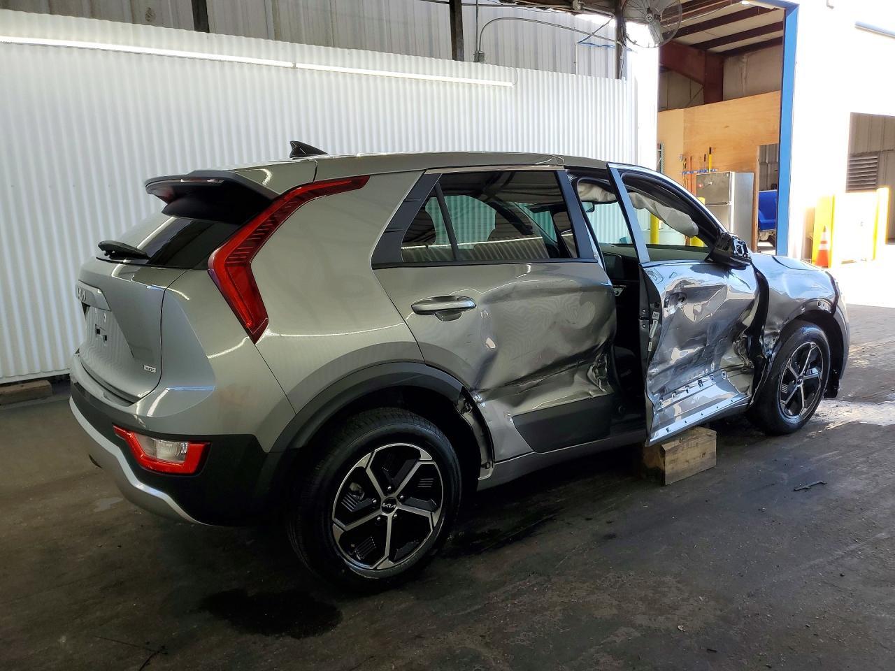 2026 Kia Niro Lx - zdjęcie 3