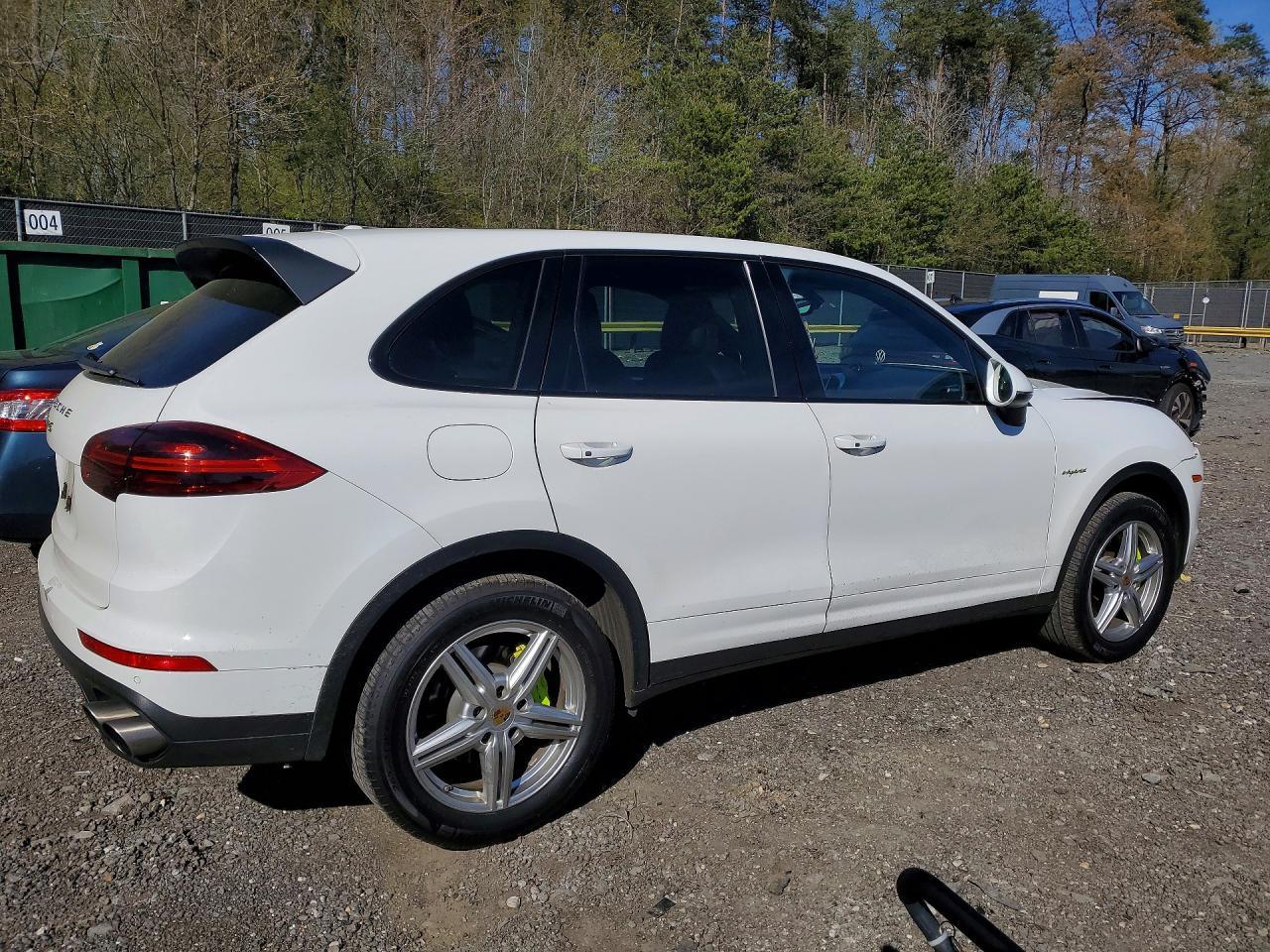2016 Porsche Cayenne Se Hybrid - zdjęcie 3