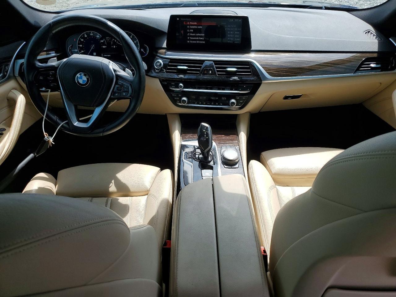 2019 BMW 530 I - zdjęcie 8